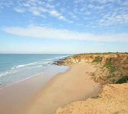 El Atardecer * קוניל דה לה פרונטרה